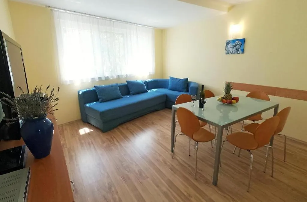 Apartments Solaris - With Private Parking Sveti Filip i Jakov