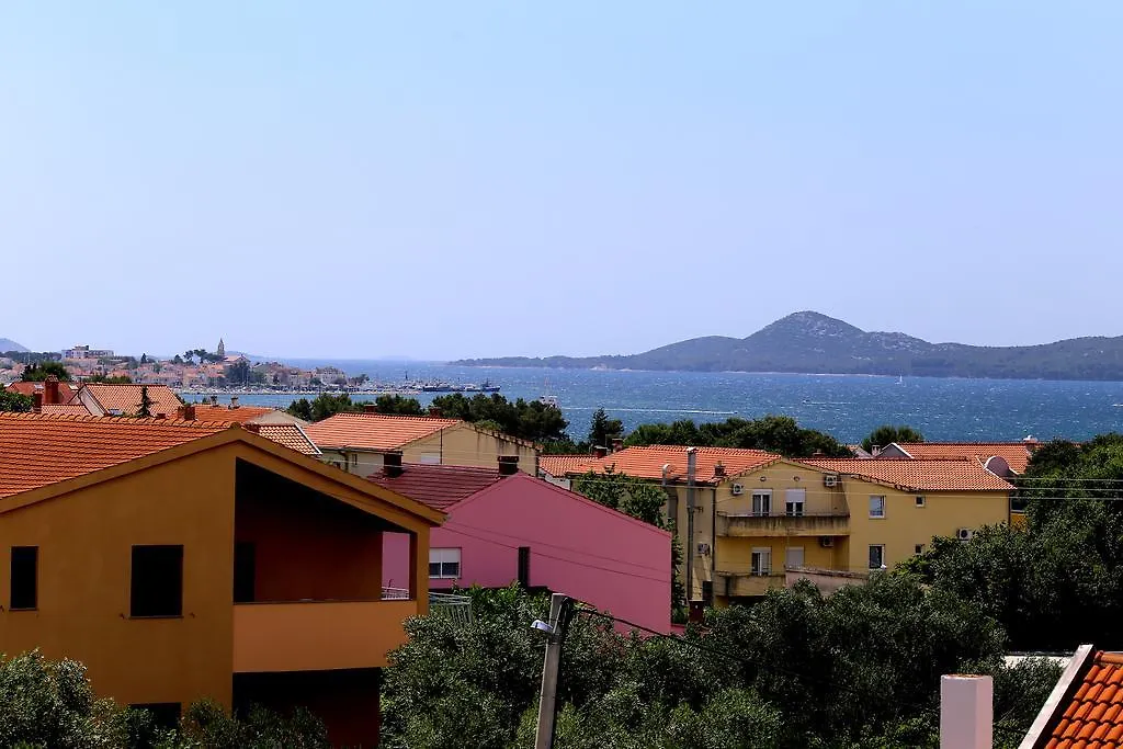 Apartments Solaris - With Private Parking Sveti Filip i Jakov