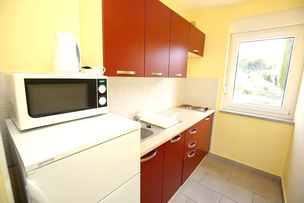 Apartments Solaris - With Private Parking Sveti Filip i Jakov Kroatië