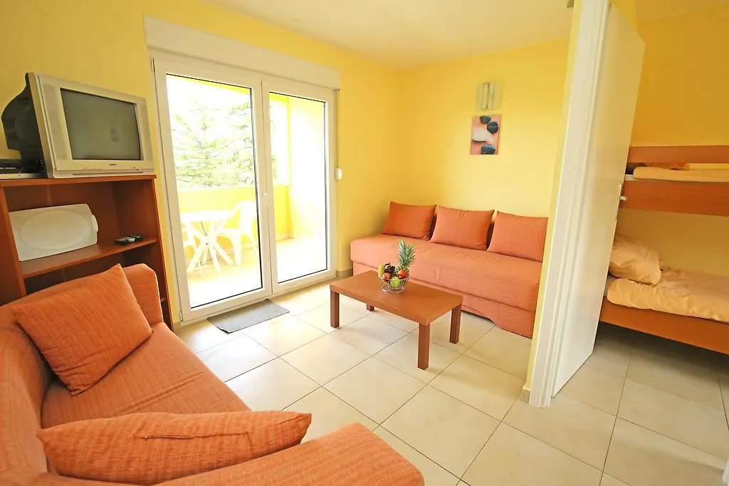 Apartments Solaris - With Private Parking Sveti Filip i Jakov